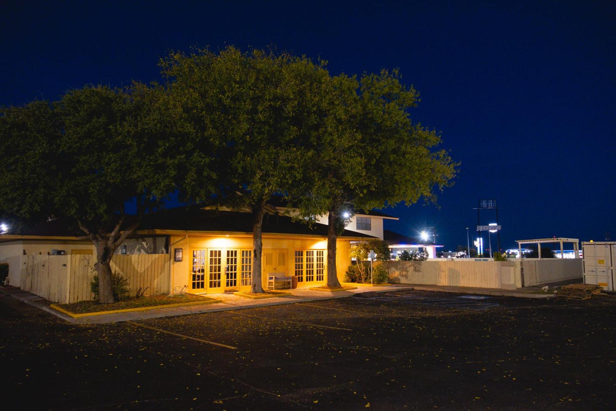 Hotel Baymont By Wyndham Fort Stockton Exterior foto